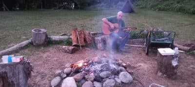 feu de camp après canoë