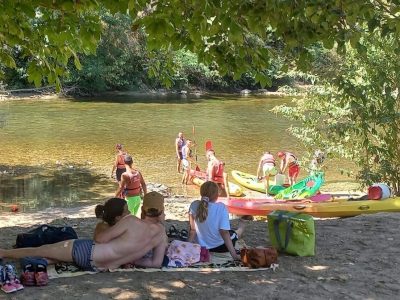 Plage détente canoë