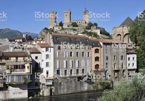 "Foix is the capital of the AriAge region in southwestern France.It lies south of Toulouse, close to the border with Spain and Andorra."