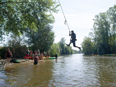 Saut à la corde Baignade ariège canoë